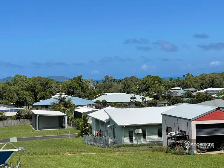 20 Admiralty Street, South Mission Beach QLD 4852