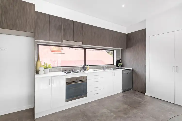 Fourth view of Homely townhouse listing, 2/132 Pascoe Vale Road, Moonee Ponds VIC 3039