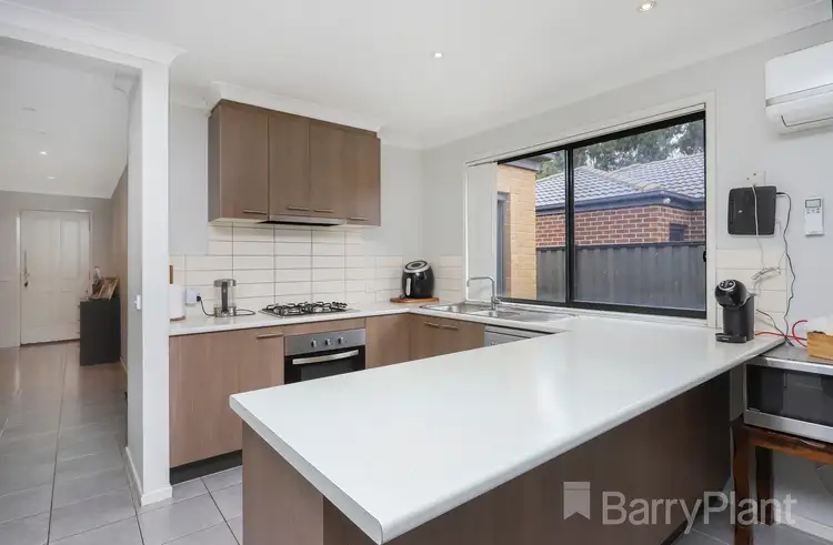 Fifth view of Homely house listing, 4 Pirianda Court, Greenvale VIC 3059