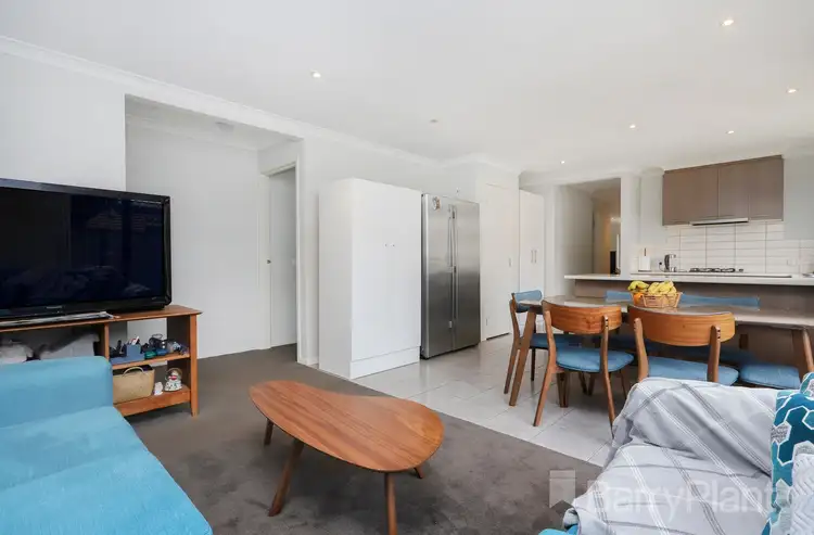 Sixth view of Homely house listing, 4 Pirianda Court, Greenvale VIC 3059