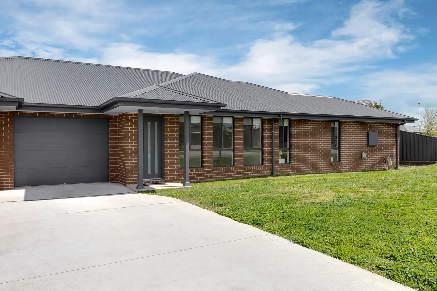 Main view of Homely semi-detached listing, 1 Fox Close, Goulburn NSW 2580
