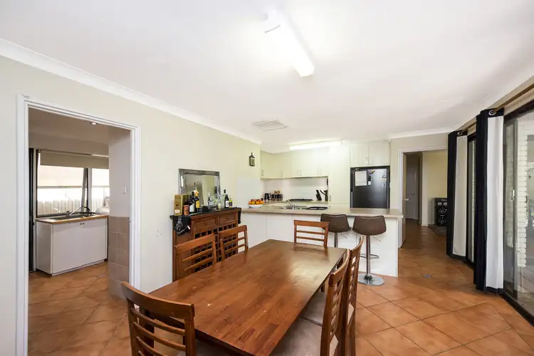 Fifth view of Homely house listing, 10 Meloway Drive, Maida Vale WA 6057