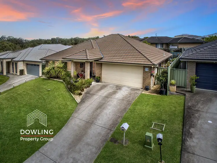19 Dunbar Road, Cameron Park NSW 2285