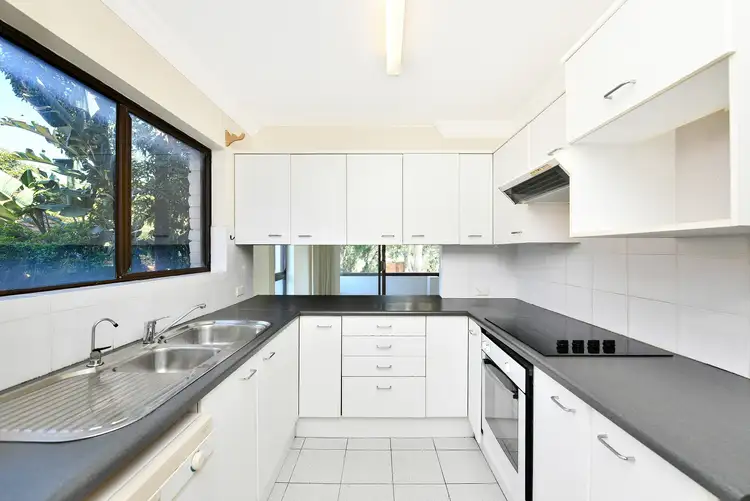 Fourth view of Homely apartment listing, 4/10 Onslow Street, Rose Bay NSW 2029