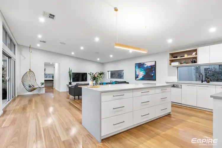 10 Pallett Avenue, Spearwood WA 6163