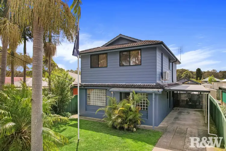 99 Mackenzie Avenue, Woy Woy NSW 2256