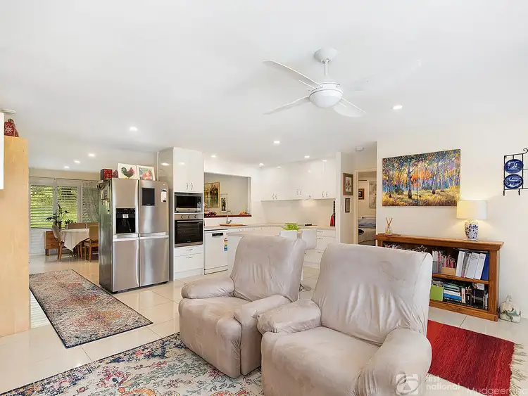 8 Cherokee Crescent, Mudgeeraba QLD 4213