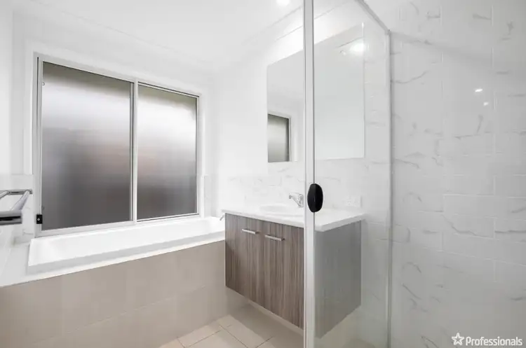 Fifth view of Homely house listing, 8 Harden Street, Armidale NSW 2350
