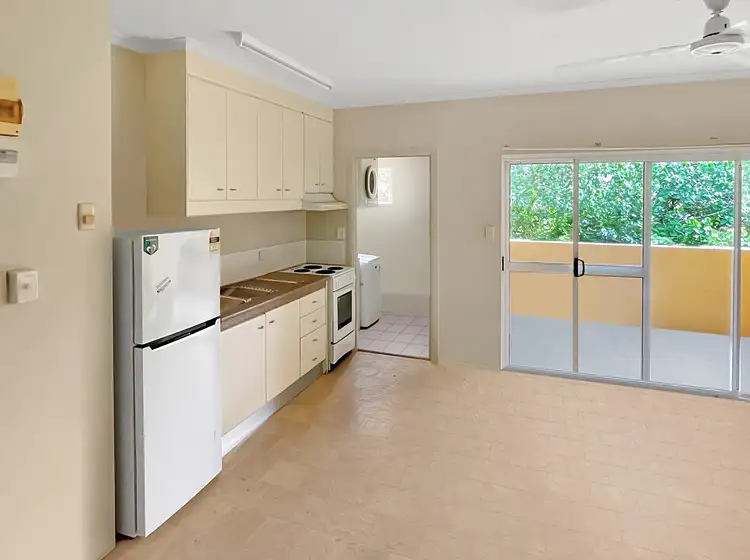 Third view of Homely unit listing, 10/1 Chester Court, Manunda QLD 4870
