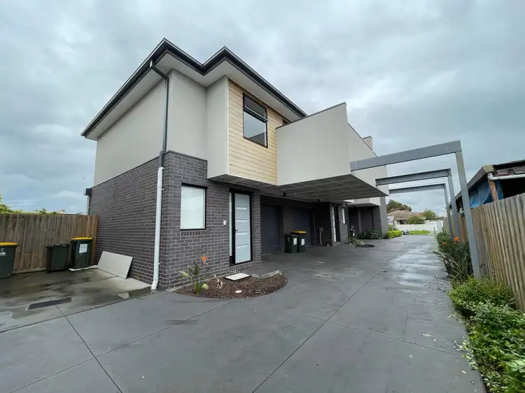 3/126 Power Street, St Albans VIC 3021