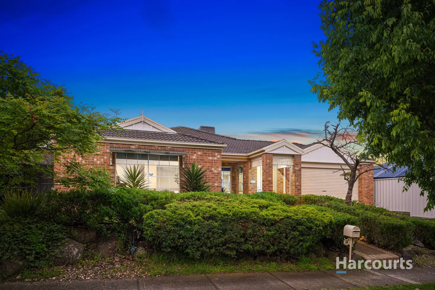 Main view of Homely house listing, 27 Paringa Way, Burnside VIC 3023