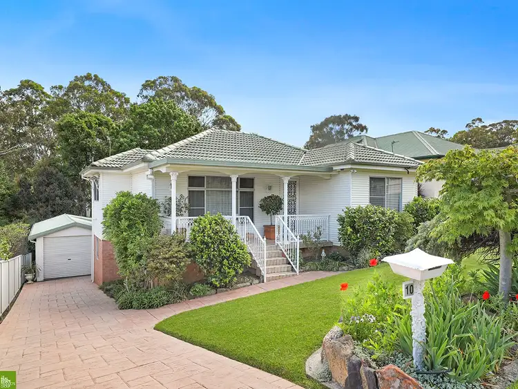 10 Larama Avenue, Dapto NSW 2530