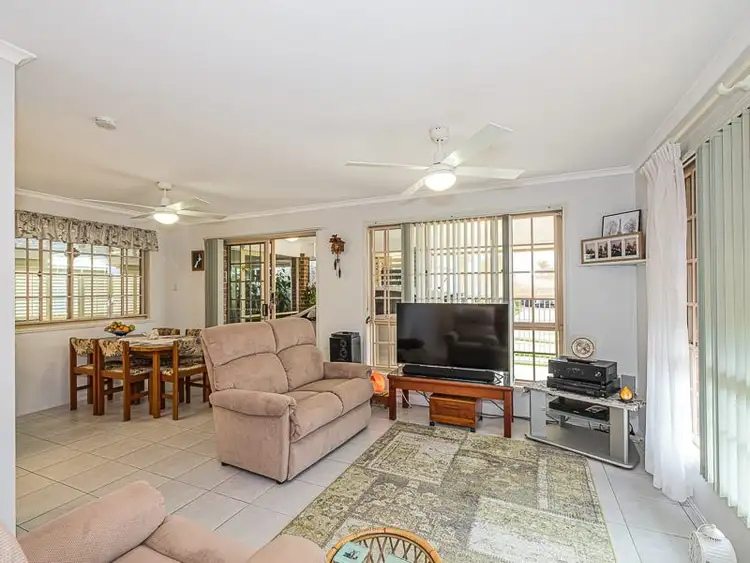 Fourth view of Homely house listing, 2 Chartwell Place, Sandstone Point QLD 4511