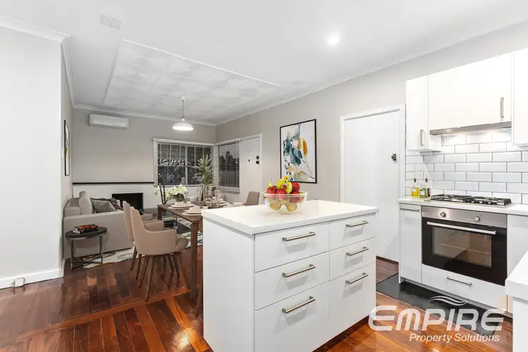 15 Thorsager Street, Coolbellup WA 6163