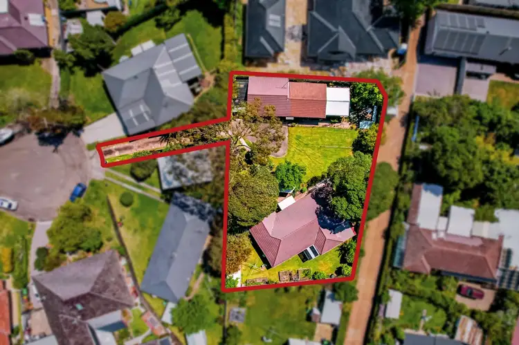 Second view of Homely house listing, 10 Wingarie Place, Berowra Heights NSW 2082