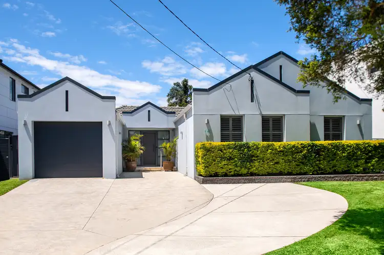 10 Shoalhaven Road, Sylvania Waters NSW 2224