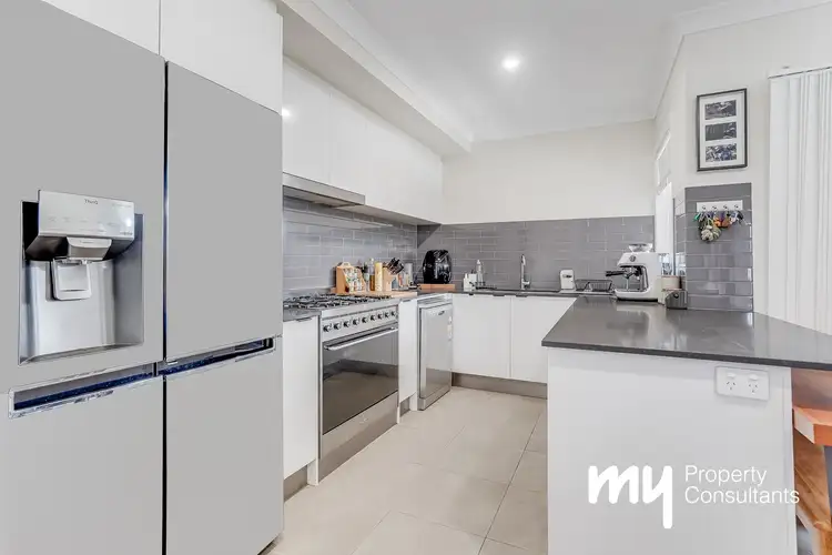 36b Kerilliau Street