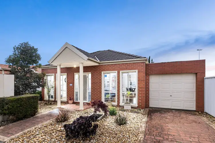 Main view of Homely unit listing, 1/20 Eastleigh Avenue, Keilor East VIC 3033