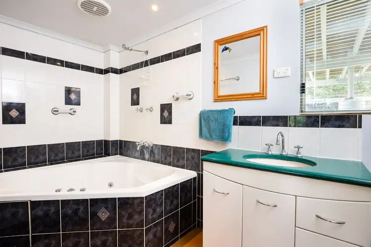 Seventh view of Homely house listing, 10 Galeen Street, Point Lookout QLD 4183