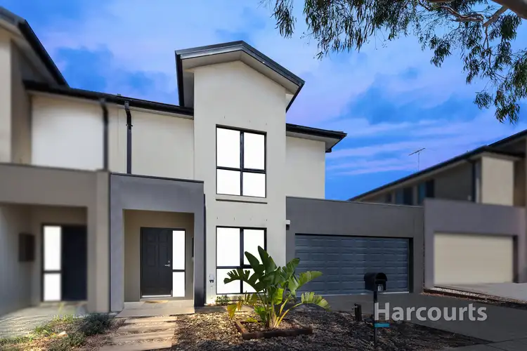 10 Greenstead Way, Cairnlea VIC 3023