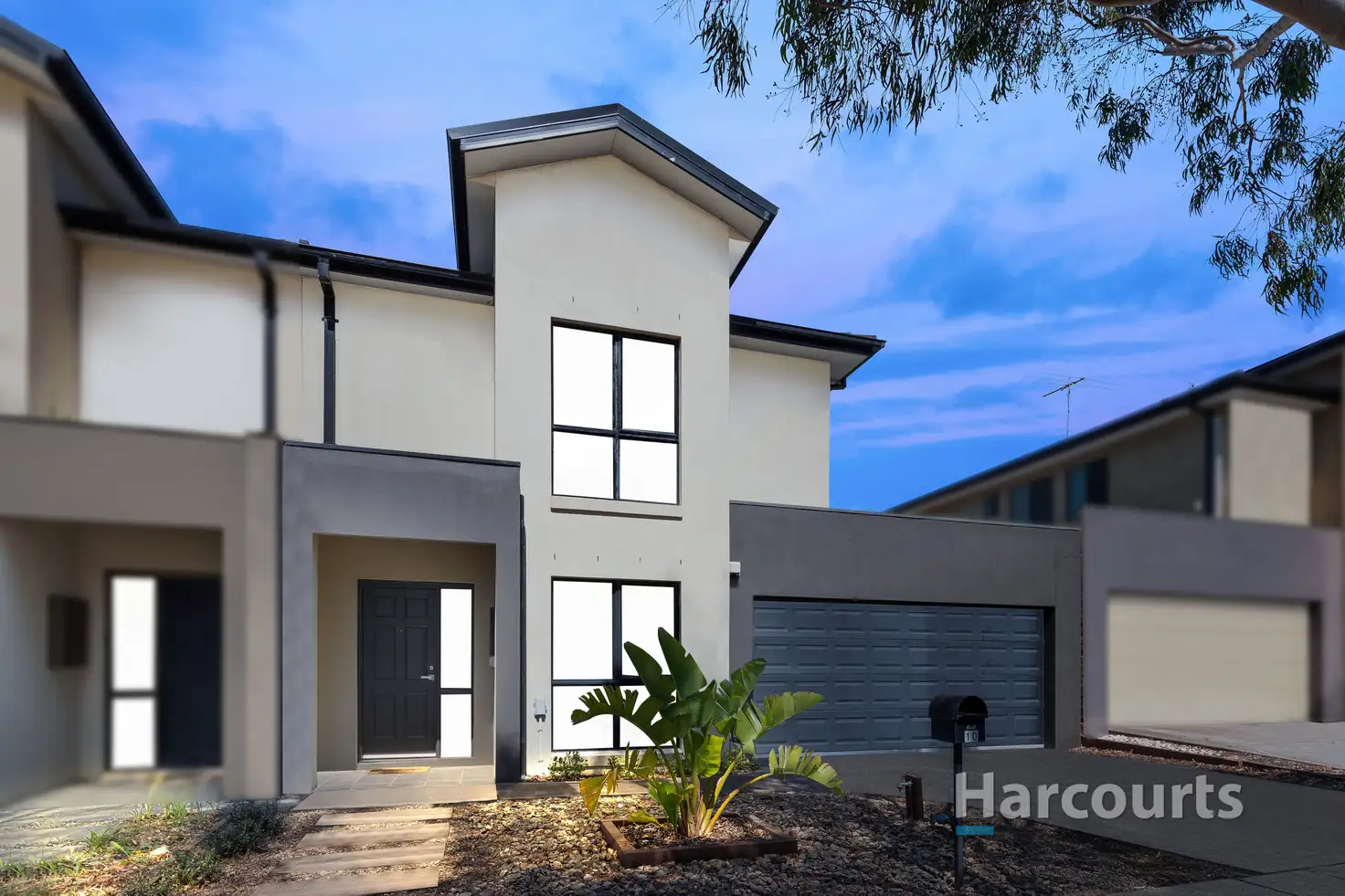 Main view of Homely townhouse listing, 10 Greenstead Way, Cairnlea VIC 3023