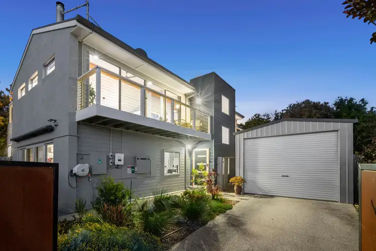 31 Edwards Point Road, St Leonards VIC 3223