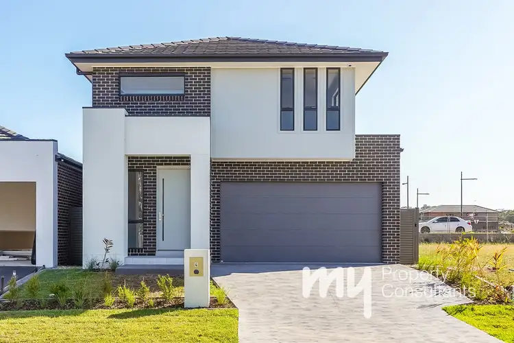 4 McClymont Drive, Catherine Field NSW 2557