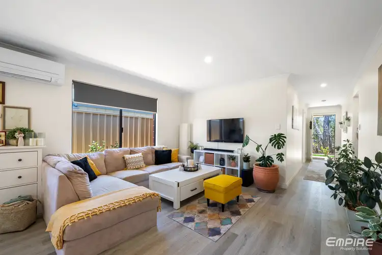 8 Olympic Lane, Success WA 6164