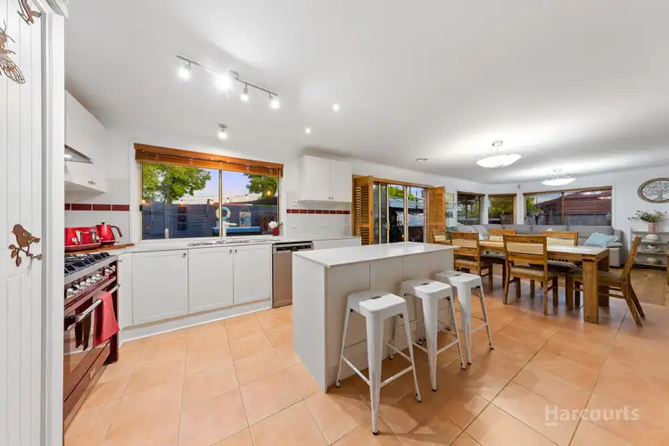 Sixth view of Homely house listing, 1 Forsyth Close, Burnside VIC 3023