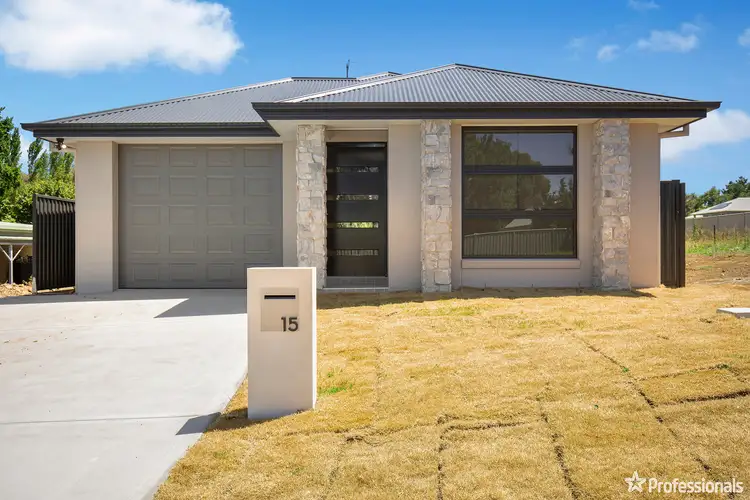 15 Madgwick Drive, Armidale NSW 2350