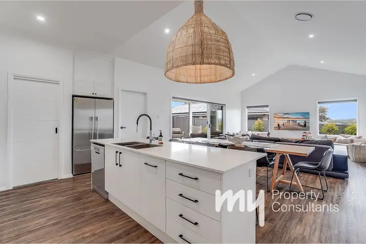 11 Floyd Street, Spring Farm NSW 2570