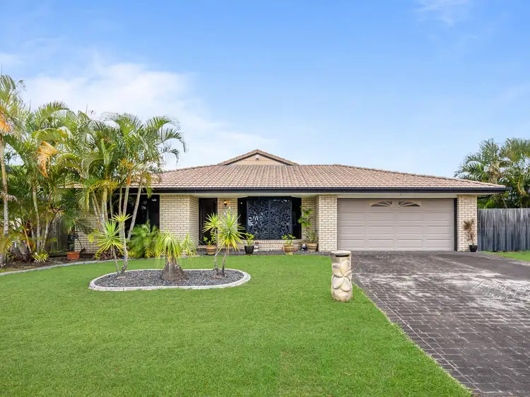 11 Tallow Court, Sandstone Point QLD 4511