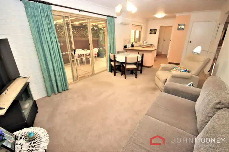 Third view of Homely villa listing, 1/89 Crampton Street, Wagga Wagga NSW 2650