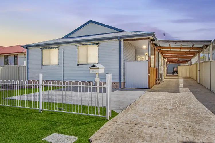 53 Essex Street, Berkeley NSW 2506