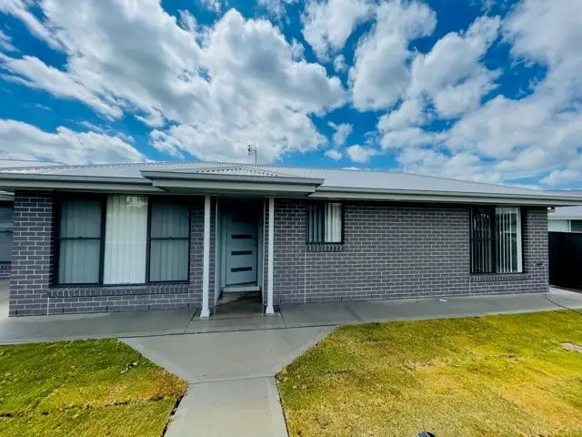 1a O'Brien Place, Armidale NSW 2350