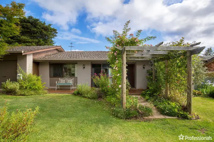 19 Catherine Street, Armidale NSW 2350