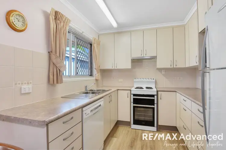 14 Moatah Drive, Beachmere QLD 4510
