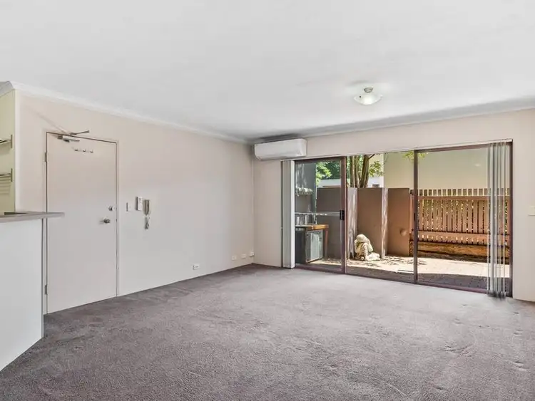 Second view of Homely apartment listing, 6/15 Howitt Street, Kingston ACT 2604