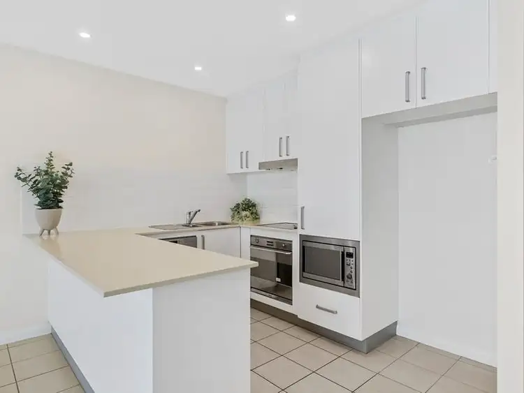 Third view of Homely apartment listing, 10/2 Cunningham Street, Griffith ACT 2603