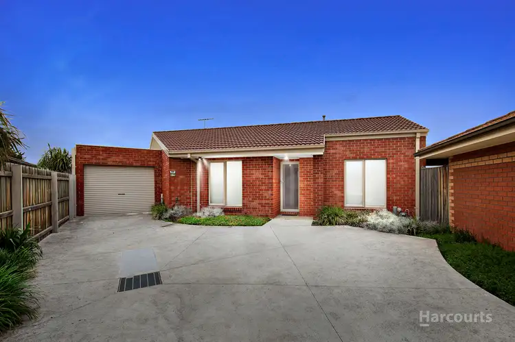 2/9 Verne Close, Delahey VIC 3037