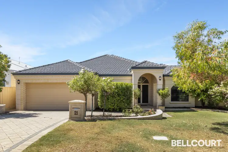 21 Howes Crescent, Dianella WA 6059