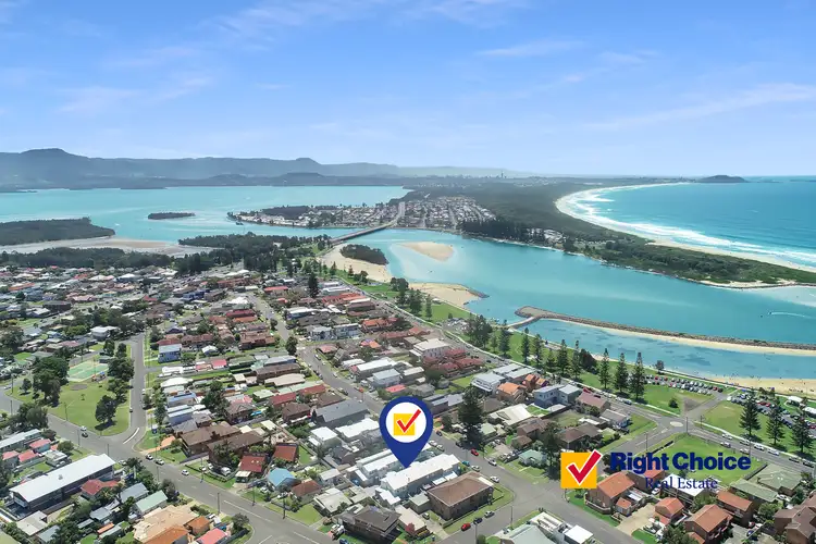 Third view of Homely townhouse listing, 9/21 Pur Pur Avenue, Lake Illawarra NSW 2528