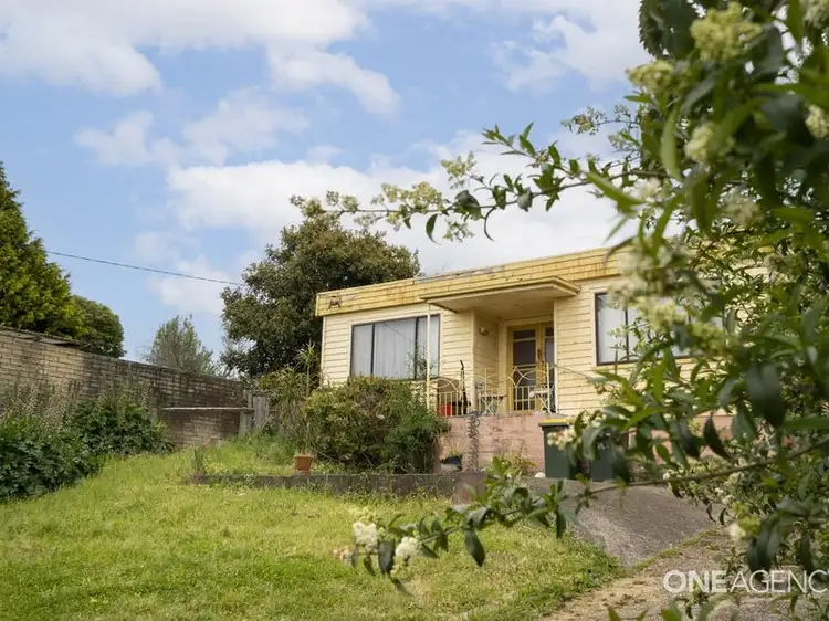 10 Sampson Street, Hillcrest TAS 7320