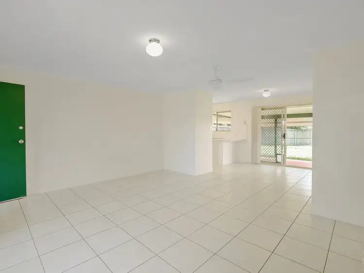 Sixth view of Homely house listing, 2/1 Alana Court, Torquay QLD 4655