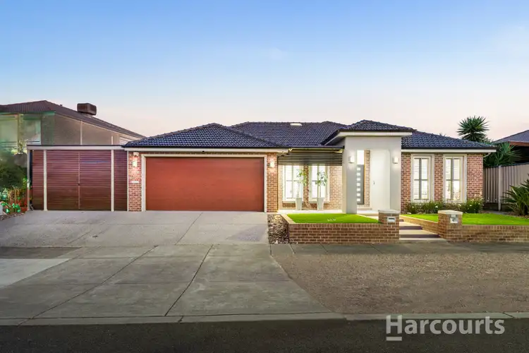 11 Gunuwarra Road, Cairnlea VIC 3023