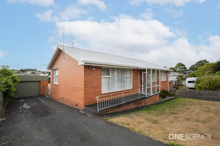 6 Guy Crescent, Somerset TAS 7322