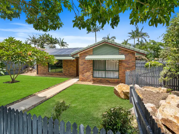 2 Jacaranda Street, Wynnum West QLD 4178