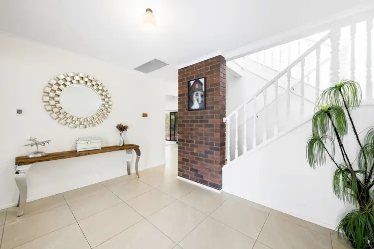 Second view of Homely house listing, 3 Hillman Court, Avondale Heights VIC 3034