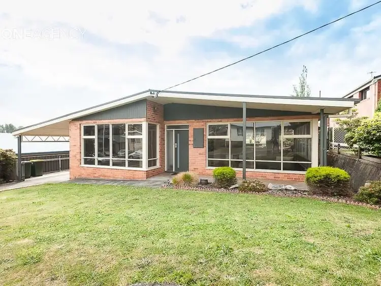 46 Richardson Crescent