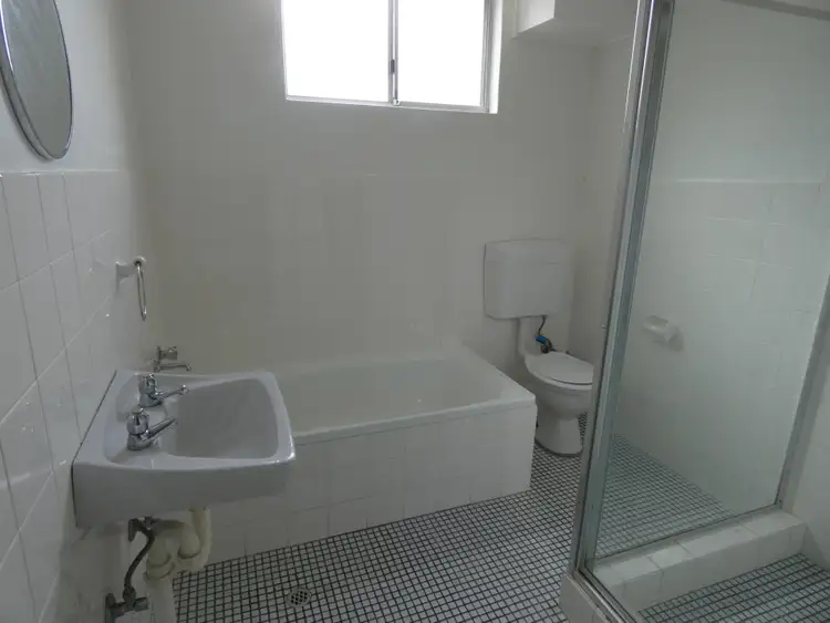 Fifth view of Homely unit listing, 4/127 Kirkwood Street, Armidale NSW 2350